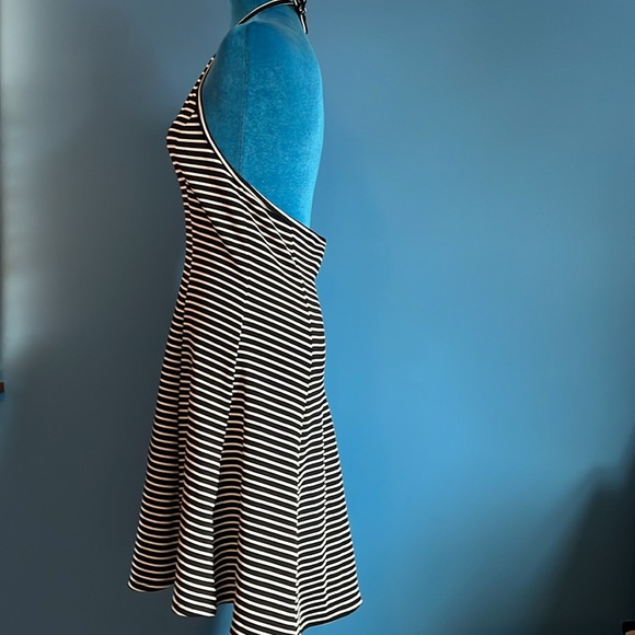 Black & White Striped Halter Dress - Picture 7 of 9